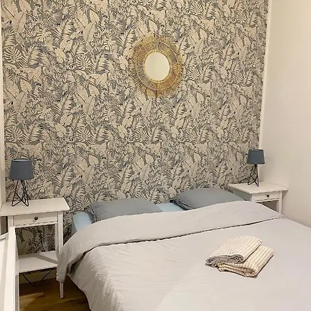Nice 1 Bedroom Of 26m2 - Lively Area 아파트