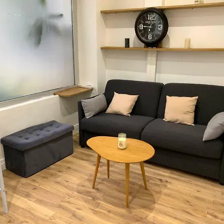 Nice 1 Bedroom Of 26m2 - Lively Area 아파트 *