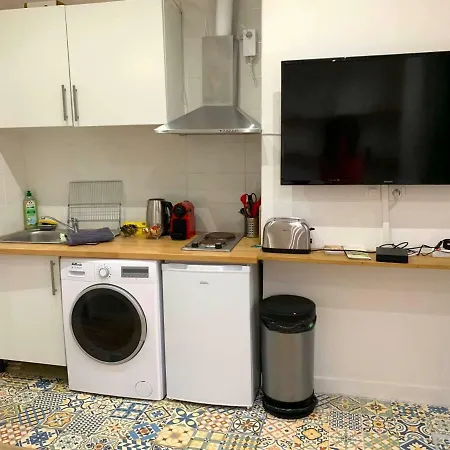 Nice 1 Bedroom Of 26m2 - Lively Area * 파리