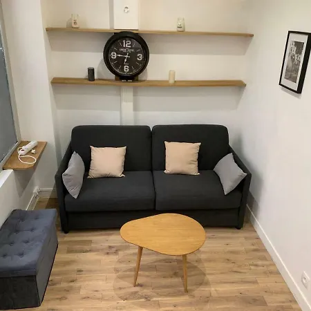 아파트 Nice 1 Bedroom Of 26m2 - Lively Area *